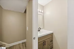 25 Summercreek Dr, Spartanburg, SC 29307 - Photo 16