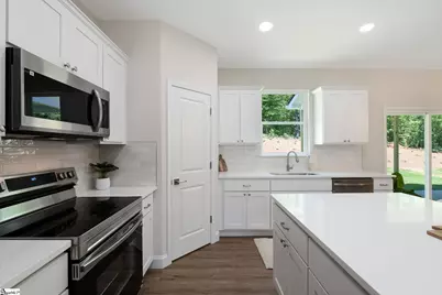 944 Tubbs Mountain Road, Travelers Rest, SC 29690 - Photo 14