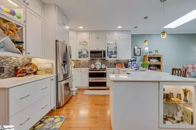 203 Greenview Circle, Greenville, SC 29609 - Photo 14