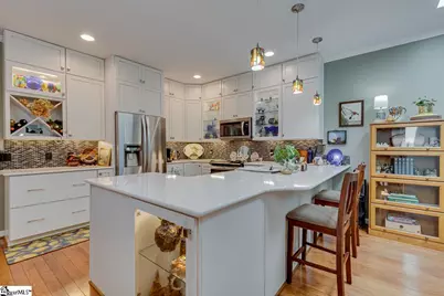 203 Greenview Circle, Greenville, SC 29609 - Photo 18