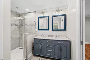 17 Eisenhower Dr, Greenville, SC 29607 - Photo 8