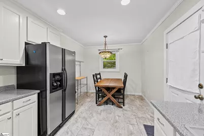 17 Eisenhower Drive, Greenville, SC 29607 - Photo 8