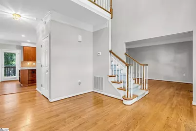 109 E Hypericum Lane, Greenville, SC 29615 - Photo 10