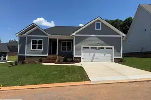 103 Halowell Ln, Travelers Rest, SC 29690 - Photo 2