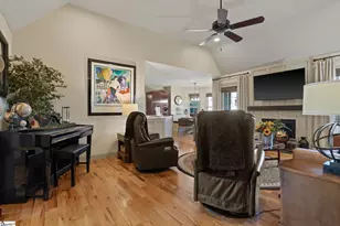 330 War Emblem Dr, Boiling Springs, SC 29316 - Photo 6