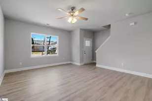 628 Forest Creek Cir, Greer, SC 29651 - Photo 10