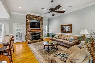 821 E Golden View Ln, Boiling Springs, SC 29316 - Photo 12