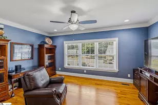 821 E Golden View Ln, Boiling Springs, SC 29316 - Photo 32