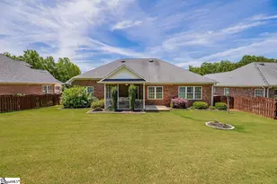 821 E Golden View Ln, Boiling Springs, SC 29316 - Photo 40