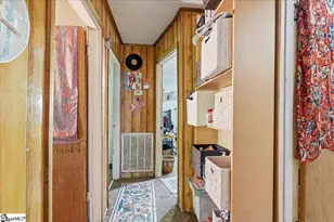 76 Bomar St, Inman, SC 29349 - Photo 8
