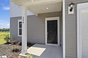 200 Moretz Pl, Spartanburg, SC 29306 - Photo 4