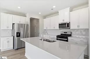 200 Moretz Pl, Spartanburg, SC 29306 - Photo 10
