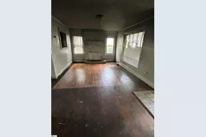236 Pleasant Ridge Avenue, Greenville, SC 29605 - Photo 6