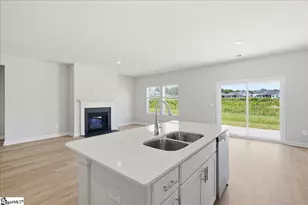 725 Parry Ct, Woodruff, SC 29388 - Photo 10