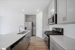 437 Blissful Ct, Taylors, SC 29687 - Photo 8