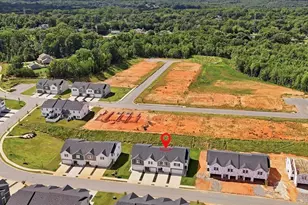 437 Blissful Ct, Taylors, SC 29687 - Photo 30