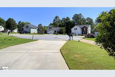 6 Headwater Court, Simpsonville, SC 29680 - Photo 2