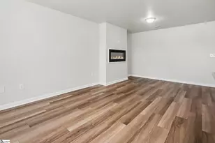 630 Blossom Run Dr, Spartanburg, SC 29307 - Photo 6