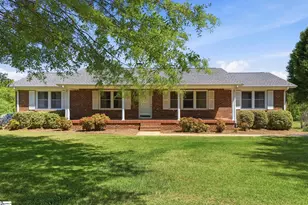 814 Mountain Vew Ct, Greer, SC 29651 - Photo 1