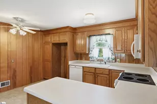 814 Mountain Vew Ct, Greer, SC 29651 - Photo 10