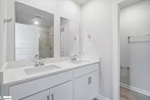 439 Blissful Ct, Taylors, SC 29687 - Photo 16