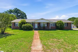 2 Elkhorn Dr, Greenville, SC 29617 - Photo 1