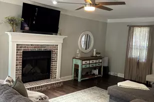 208 Charmar Way, Taylors, SC 29687 - Photo 4