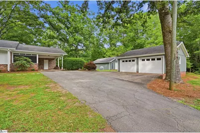 100 Crystal Lane, Pickens, SC 29671 - Photo 4