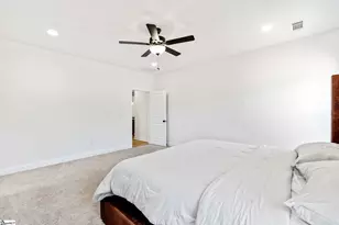 161 Meadow Park Dr, Easley, SC 29640 - Photo 18