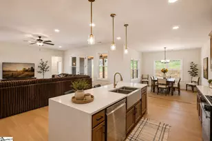 161 Meadow Park Dr, Easley, SC 29640 - Photo 14