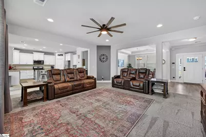 904 Lockhurst Drive, Simpsonville, SC 29681 - Photo 14