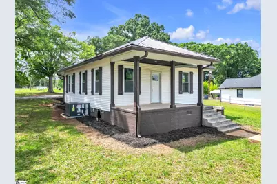 301 Anderson Street, Pelzer, SC 29669 - Photo 2