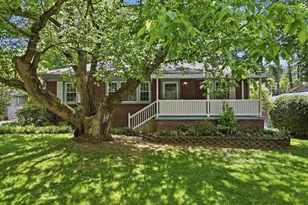 31 Blackburn St, Greenville, SC 29607 - Photo 2
