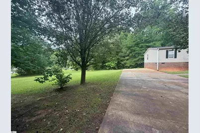 718 S Stockton Road, Fountain Inn, SC 29644 - Photo 6