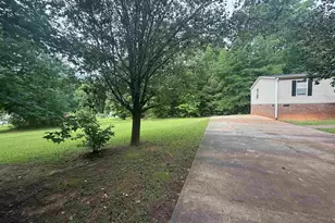 718 S Stockton Rd, Fountain Inn, SC 29644 - Photo 6