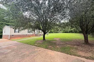 718 S Stockton Rd, Fountain Inn, SC 29644 - Photo 2