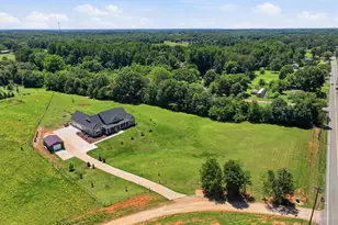216 Burnt Tanyard Rd, West Union, SC 29696 - Photo 6