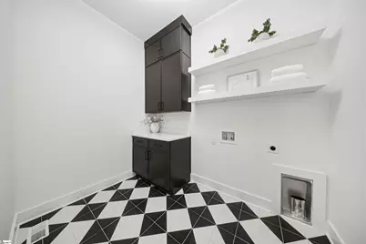 7 Beck Avenue, Greenville, SC 29605 - Photo 4