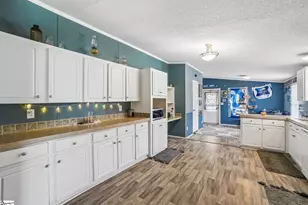 620 Courtland Way, Greer, SC 29651 - Photo 6