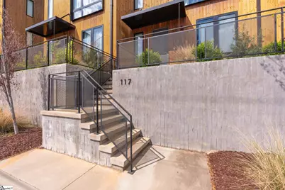 117 E Stone Avenue, Greenville, SC 29609 - Photo 2