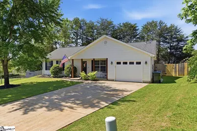 297 Milky Way, Greer, SC 29651 - Photo 2