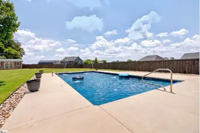 414 Cloverland Lane, Duncan, SC 29334 - Photo 2
