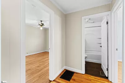 711 N Adair Street, Clinton, SC 29325 - Photo 18