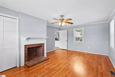711 N Adair Street, Clinton, SC 29325 - Photo 8