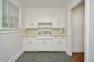 14 Tabor St, Greenville, SC 29609 - Photo 18