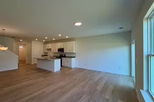 207 Toal Ct, Greenville, SC 29611 - Photo 4