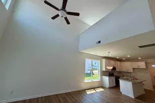 211 Toal Ct, Greenville, SC 29611 - Photo 4