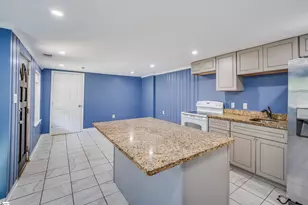 301 Fairmont Dr, Greenville, SC 29605 - Photo 22