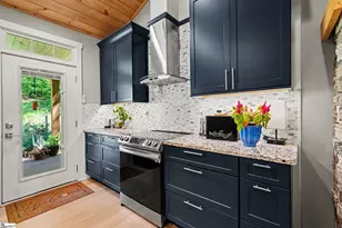 1241 Hayes Rd, Columbus, NC 28722 - Photo 14