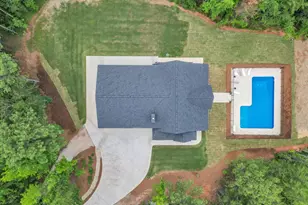 241 Thompson Rd, Taylors, SC 29687 - Photo 32